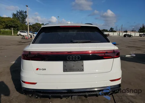 2024 Audi Sq8 Premium Plus z USA, uszkodzony, nr VIN WA1AWBF1XRD010243